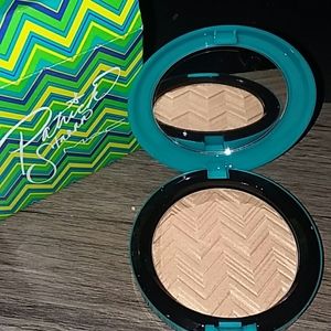 Mac Patrick Starr Hot and Heavy powder *NEW*